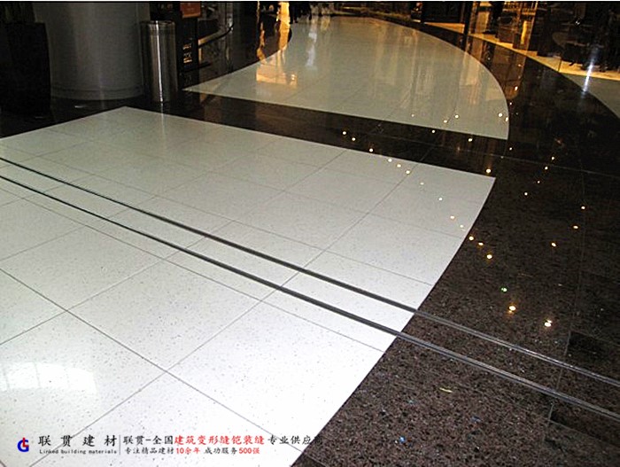 抚州市抗震型地面变形缝安装效果案例